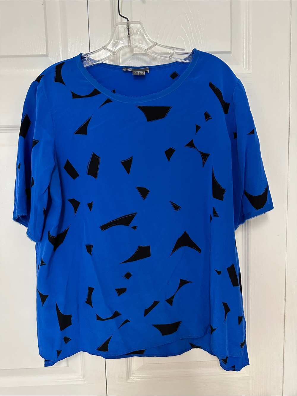 EUC Vince Blue Patterned Short-Sleeve Women’s Top